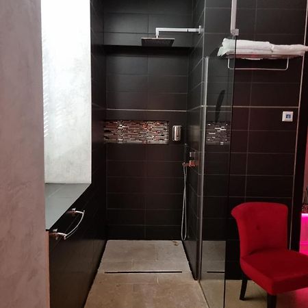 L'Aphrodite Jacuzzi Privatif Saint-Zacharie Exterior foto